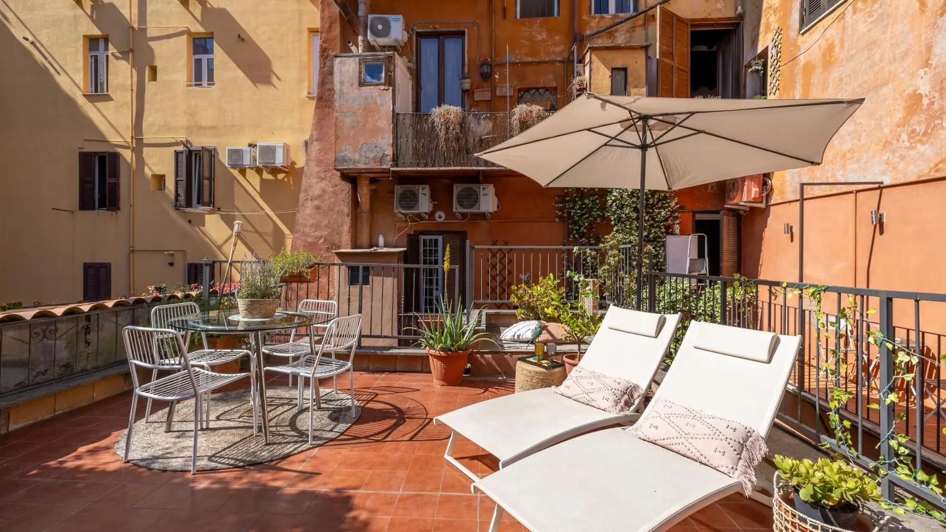Domus Fori Imperiali Apartment Rome Italy