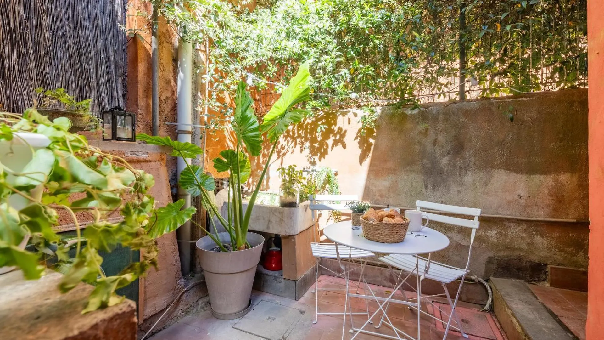 Domus Fori Imperiali Apartment Rome 0*,